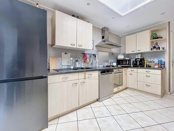 Maison mitoyenne 2 côtés Linselles Secteur Linselles-Vallée Lys 111 m²