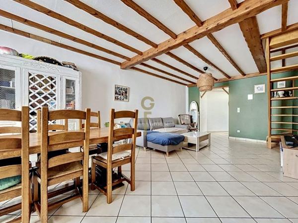 Maison mitoyenne 2 côtés Linselles Secteur Linselles-Vallée Lys 111 m²