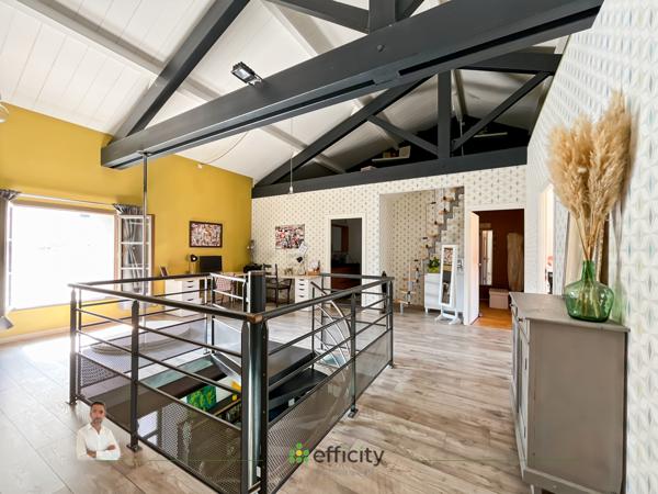 Maison 6 pièces - 192 m² Exclusivité efficity