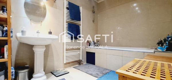 Petite maison de 90 m² pleine de charme, T5 entièrement rénovée
