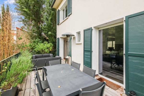 Maison La Garenne Colombes 7 pièces 172 m² 1 650 000 € ** - Référence 494CLR