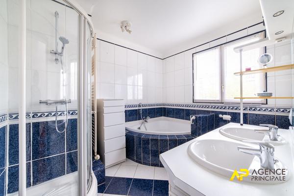 Maison La Garenne Colombes 7 pièces 172 m² 1 650 000 € ** - Référence 494CLR