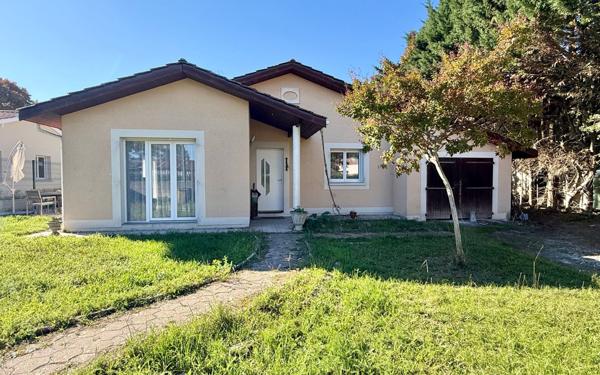 Maison à vendre    6 pièces •  Saint-Aubin-de-Médoc