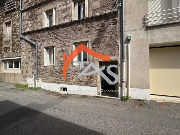 Vente                                                      Appartement
                        
                     2 pièces                      43 m2                     à La Valla-en-Gier