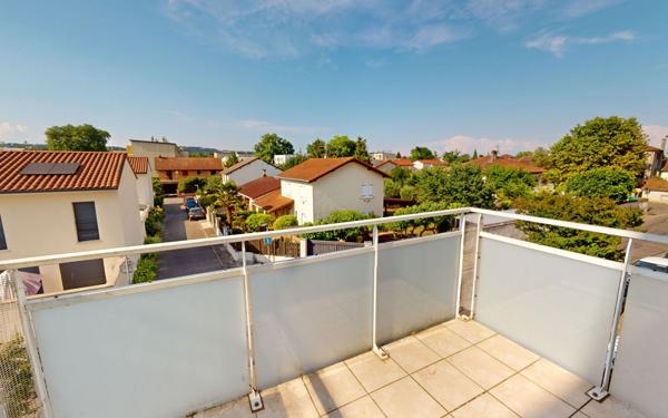 Appartement à vendre    3 pièces • 66,07 m2 Vaulx-en-Velin