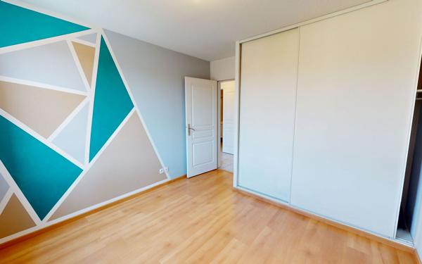 Appartement à vendre    3 pièces • 66,07 m2 Vaulx-en-Velin