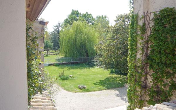 Maison à vendre    11 pièces •  Touvre