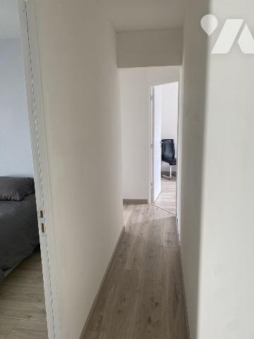 PAVILLON 2019 dans bourg avec commerces et écoles sur axe Vire-St-lô
