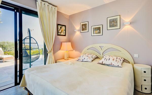 Maison à vendre    5 pièces • 138,25 m2 Carros