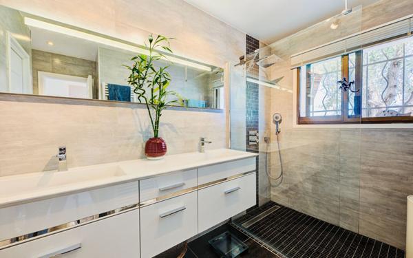 Maison à vendre    5 pièces • 138,25 m2 Carros