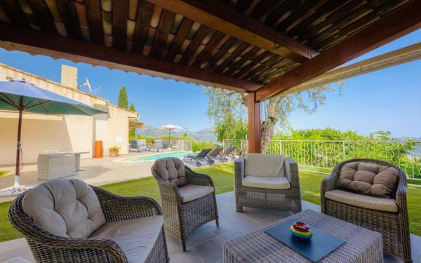 Maison à vendre    5 pièces • 138,25 m2 Carros