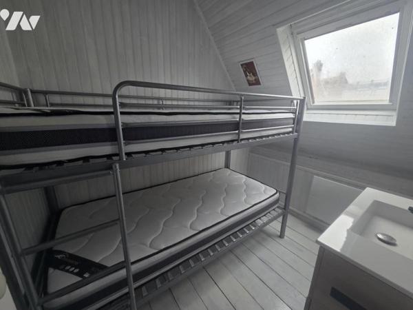 PROCHE DES COMMERCES ET DE LA MER - Maison mitoyenne