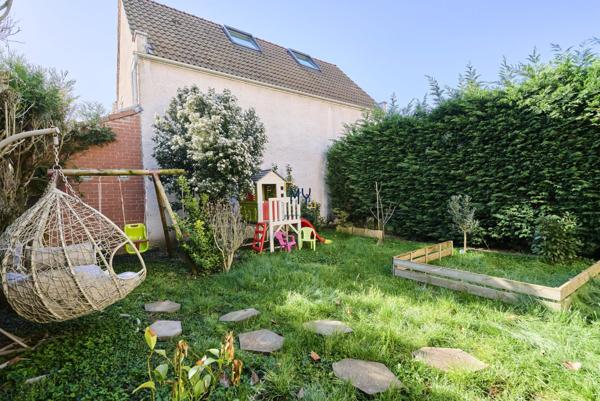 MAISON SEMI INDIVIDUELLE - SECTEUR ABBAYE - PROCHE PONT DES ARTS