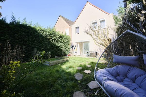 MAISON SEMI INDIVIDUELLE - SECTEUR ABBAYE - PROCHE PONT DES ARTS