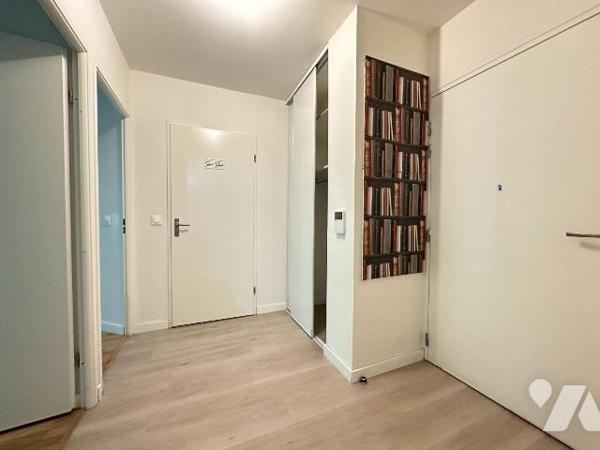 A VENDRE Appartement T3 en rez-de-jardin, à MESNIL-ESNARD (76240) idéalement situé dans un sect...