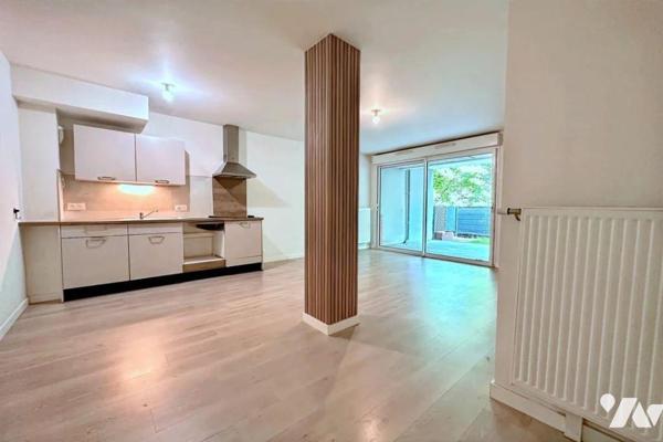 A VENDRE Appartement T3 en rez-de-jardin, à MESNIL-ESNARD (76240) idéalement situé dans un sect...