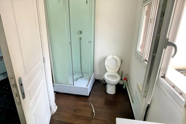 Appartement
                                                                                                                                                                                                                                                                                                                        1 pièce(s)                                                                                                                                                                                                                                                                                                                              23.72  m²