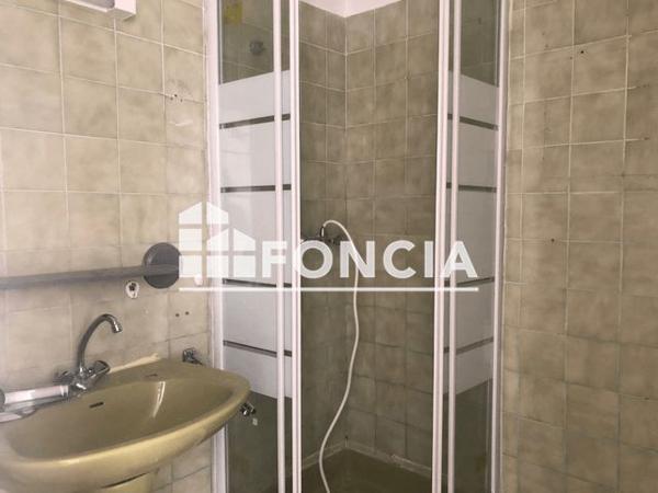 Location Appartement 4 pièces 59.8 m² - 17C RUE CAPITAINE GALINAT Marseille 13005