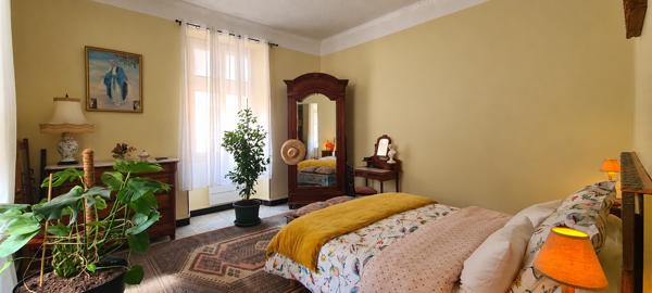 Appartement
         3 pièces
        - 50 m² Exclusivité 220 000 € *