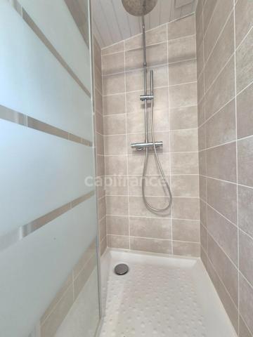 Maison à vendre 5 pièces BREUILLET (17) - Terrain de 815m²