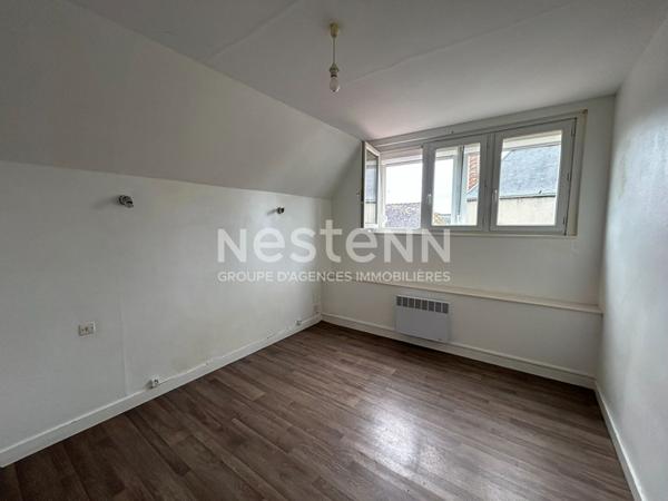 Bel Immeuble composés de 3 logements au coeur de Noyen Sur Sarthe !