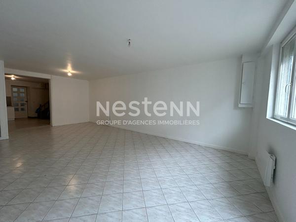 Bel Immeuble composés de 3 logements au coeur de Noyen Sur Sarthe !