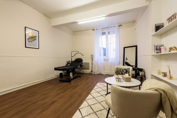 CARCASSONNE – BASTIDE – Local d’activité 2 pièces 32,5m² – vendu loué