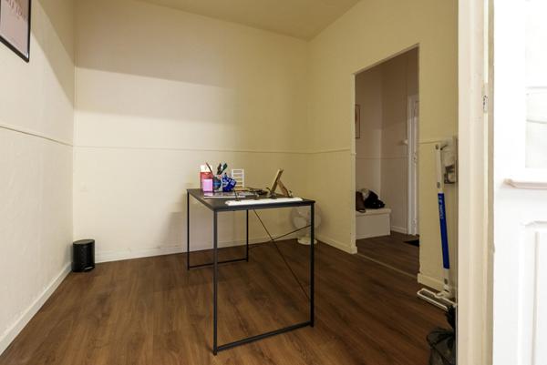 CARCASSONNE – BASTIDE – Local d’activité 2 pièces 32,5m² – vendu loué