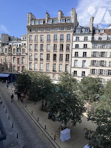 Pied-à-terre d’exception avec vue sur la Place Dauphine