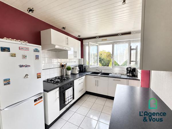 appartement t3 avec 2 chambres, garage et cave à vendre à lorient