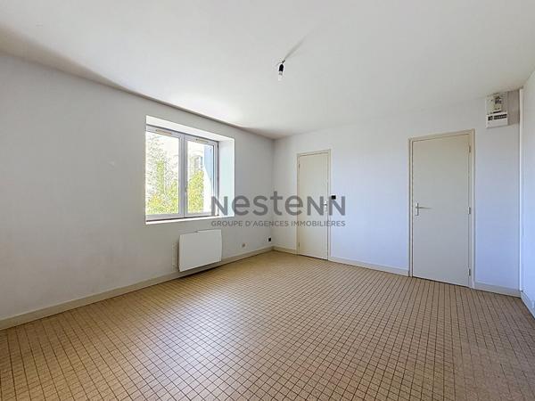 APPARTEMENT A LOUER T1 - CENTRE-BOURG- LION D'ANGERS - 23m²