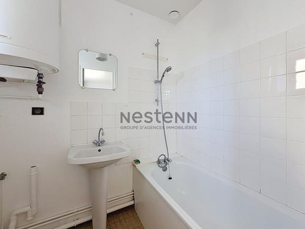 APPARTEMENT A LOUER T1 - CENTRE-BOURG- LION D'ANGERS - 23m²