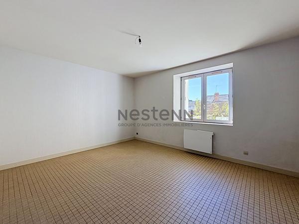 APPARTEMENT A LOUER T1 - CENTRE-BOURG- LION D'ANGERS - 23m²