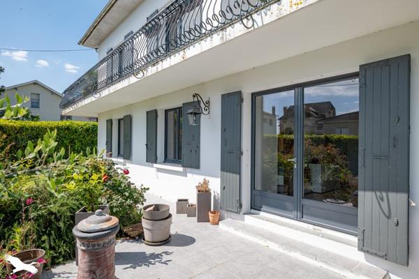Maison à vendre |  Saintes |  8 pièces | 176 m²