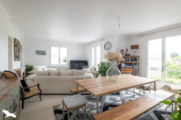 Maison à vendre |  Saintes |  8 pièces | 176 m²