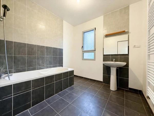 Maison à vendre 6 pièces SAINT LEU D'ESSERENT (60)