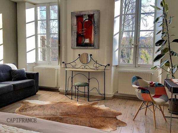 Domaine dans le Luberon - 2,6 ha - 1100 m2 - à vocation de tourisme de luxe et événementiel