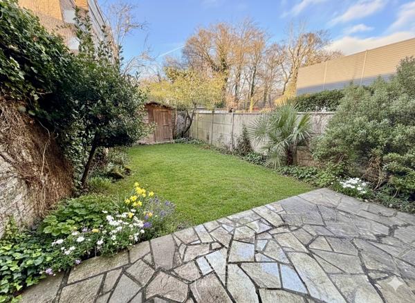 Appartement proche de la citadelle avec 80 m² de jardin