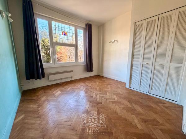 Appartement proche de la citadelle avec 80 m² de jardin