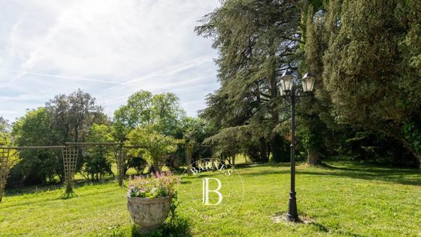 Bergerac, Manoir 6 Chambres -  280 m² à vendre