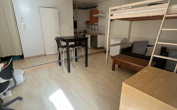Appartement à vendre    1 pièce • 27,28 m2 La Rochelle