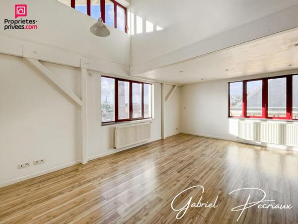 Loft 5 pièce(s) 96 m2