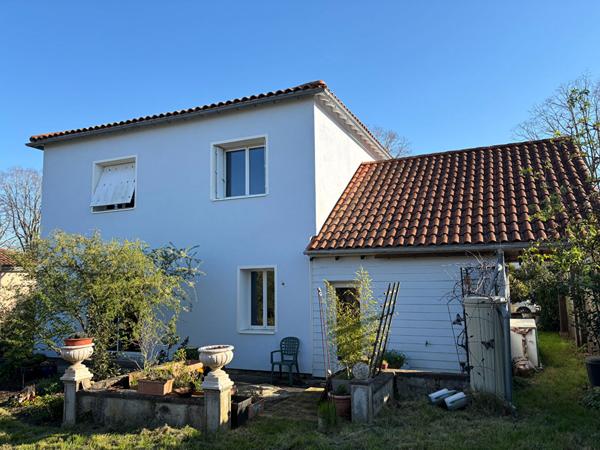 Exclusivité ROCHEFORT : Maison 4 chambres, 2 bureaux, 129 m2