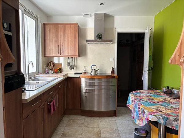 Exclusivité ROCHEFORT : Maison 4 chambres, 2 bureaux, 129 m2