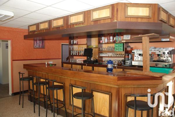 Immeuble à vendre 500 m² Herment