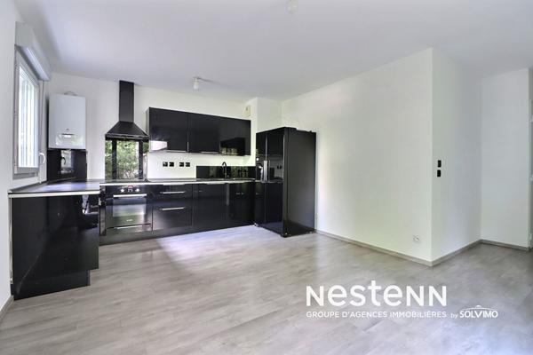 Appartement rez-de-jardin Saint Priest Proche Village 3 pièces 58 m2, terrasse, jardin garage