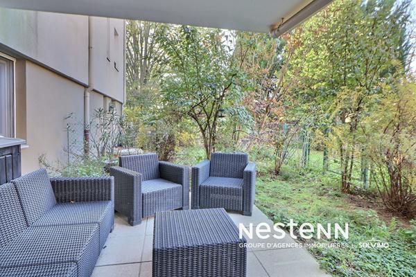 Appartement rez-de-jardin Saint Priest Proche Village 3 pièces 58 m2, terrasse, jardin garage