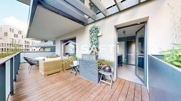 T3 ULTRA LUMINEUX GRANDE TERRASSE VUE DEGAGEE