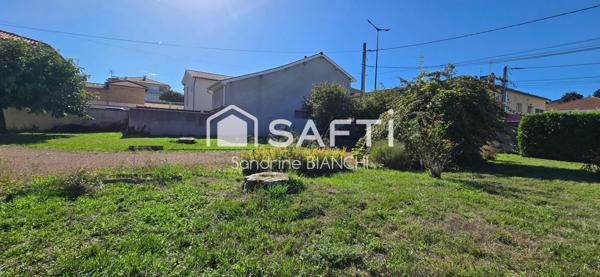 Terrain plat de 425m² viabilisé libre constructeur