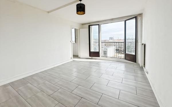 Appartement à vendre    3 pièces • 54 m2 Bondy